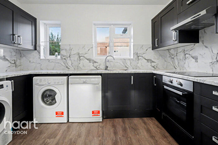 3 Bedroom Terraced House To Rent In Onslow Road, Croydon, CR0