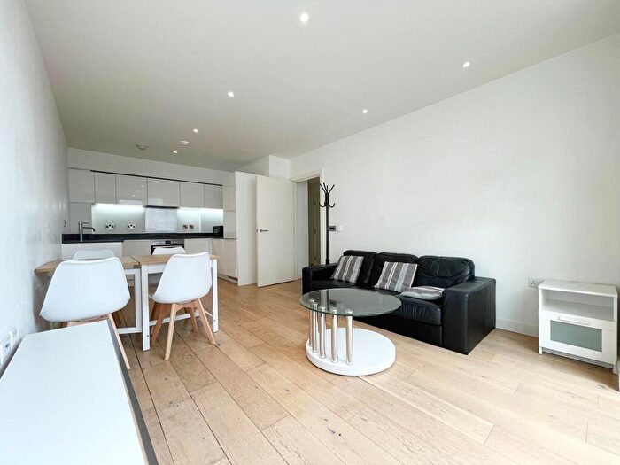 2 Bedroom Flat To Rent In Capitol Way, London, NW9