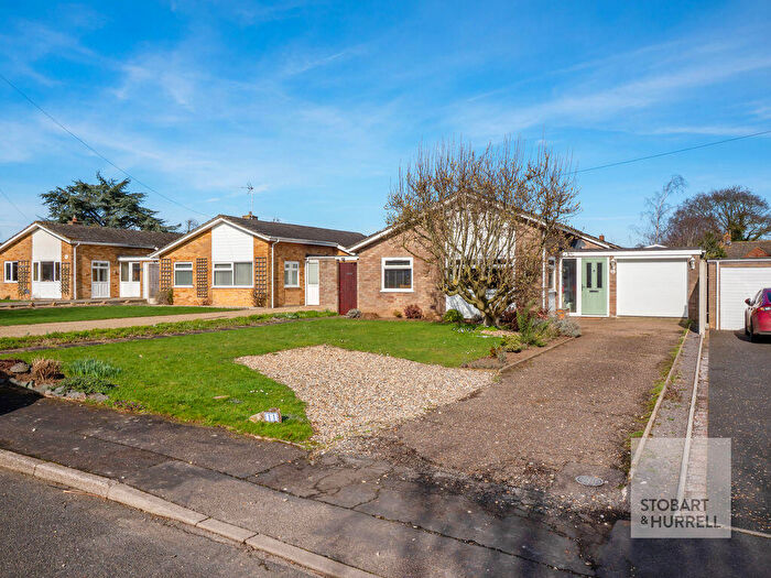 4 Bedroom Detached Bungalow For Sale In Broad Reaches, Ludham, Norfolk, NR29