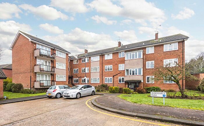 1 Bedroom Flat For Sale In Albemarle Park, Stanmore, HA7