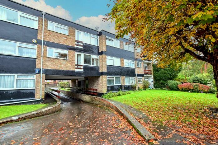 2 Bedroom Apartment To Rent In Uplands, Broad Street, Chesham, HP5