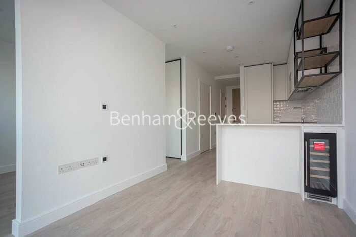 1 Bedroom Flat To Rent In Belgrave Road, Wembley, HA0