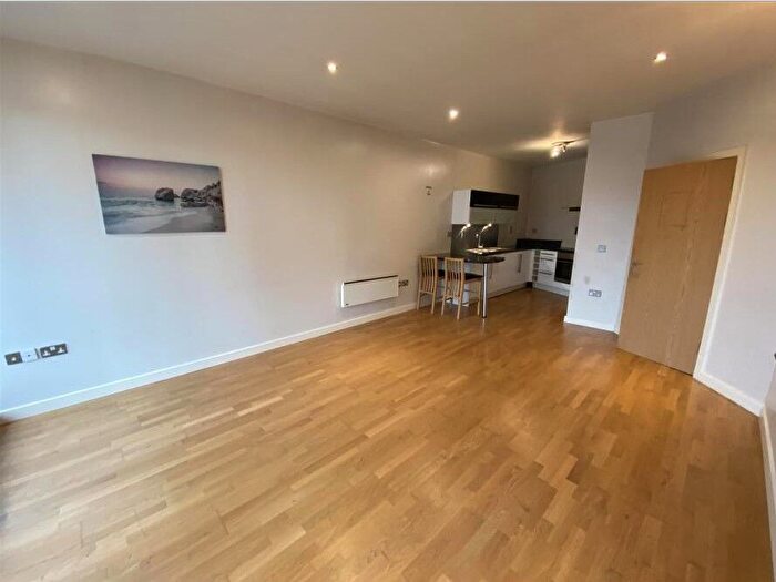 2 Bedroom Flat To Rent In Yeoman Street, Leicester, LE1