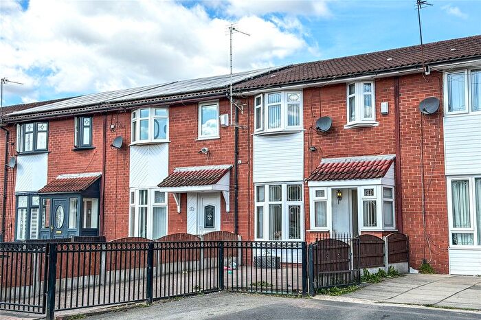 3 Bedroom Terraced House For Sale In Nuneaton Drive, Miles Platting, Manchester, M40
