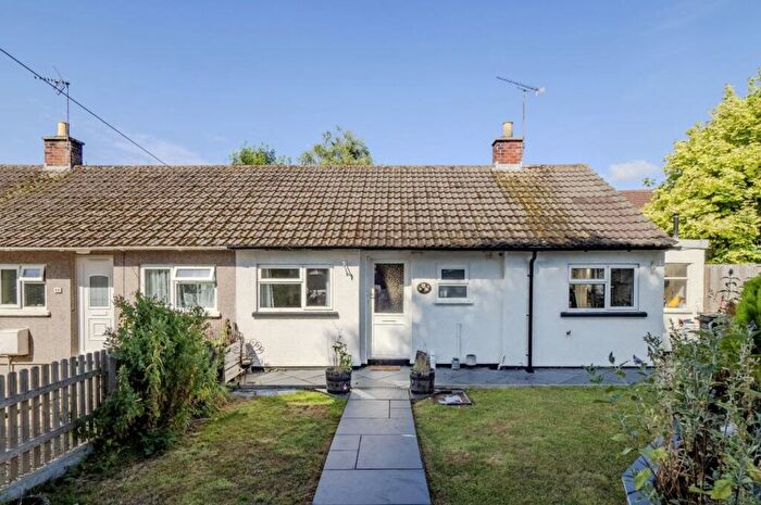 2 Bedroom Semi-Detached House For Sale In South Meadows, Wrington, BS40
