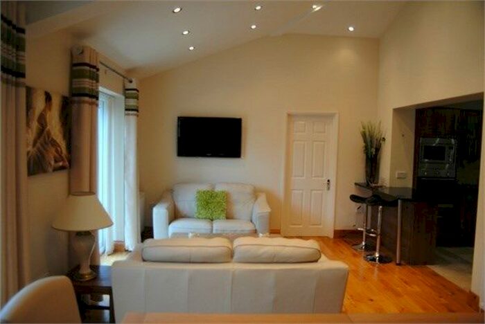 2 Bedroom Semi-Detached Bungalow To Rent In Kinver Drive, Chapel Park, NE5