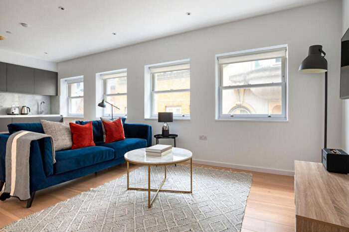 1 Bedroom Apartment To Rent In Lovat Lane, London, , Uk, EC3R