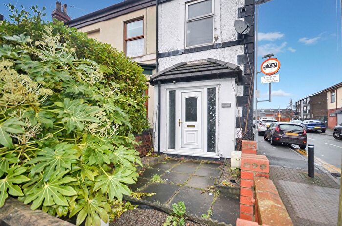 2 Bedroom End Of Terrace House To Rent In Halton View Road, Widnes, WA8