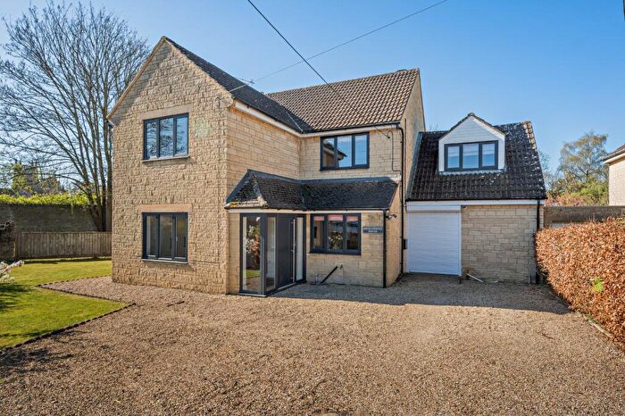 4 Bedroom Detached House For Sale In High Street, Kempsford, Fairford, Gloucestershire, GL7