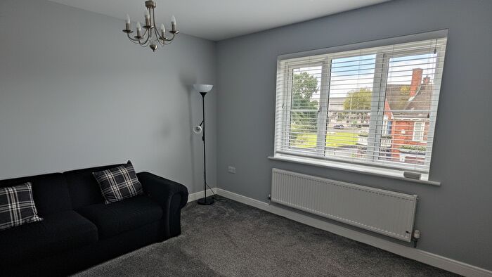 1 Bedroom Flat To Rent In Oakside Court, IG6