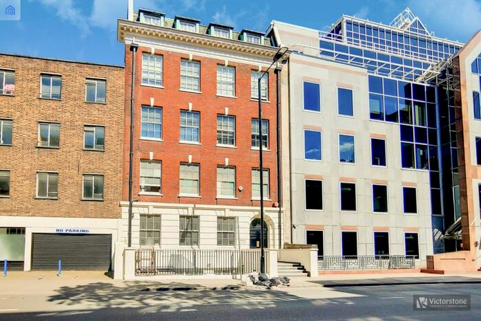 Studio To Rent In Mansell Street, Aldgate, London, E1