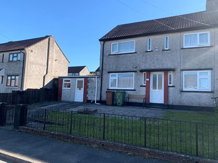 3 Bedroom Semi-Detached House For Sale In Is Fryn, Rhymney, Caerphilly County, NP22