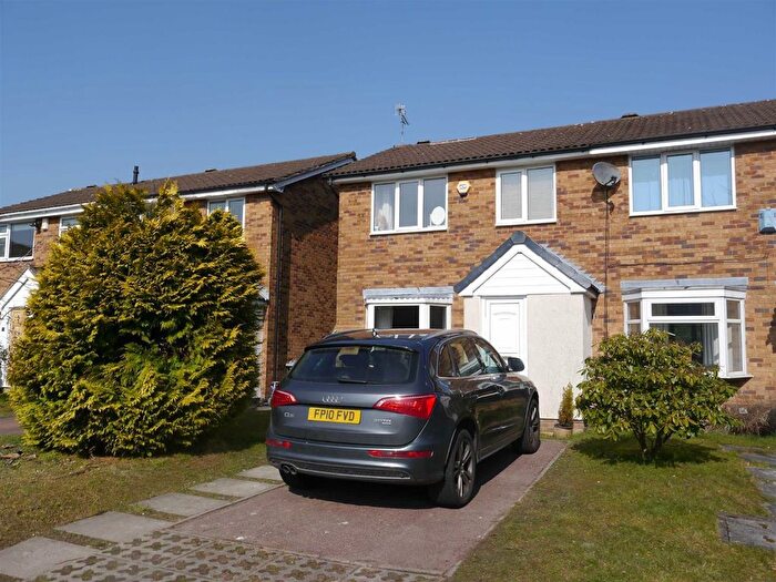 3 Bedroom Property To Rent In Gorsefield Hey, Wilmslow, Cheshire, SK9