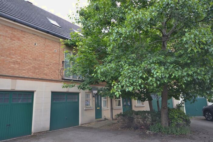 4 Bedroom Terraced House To Rent In Clegg Square, Shenley Lodge, Milton Keynes, Buckinghamshire, MK5