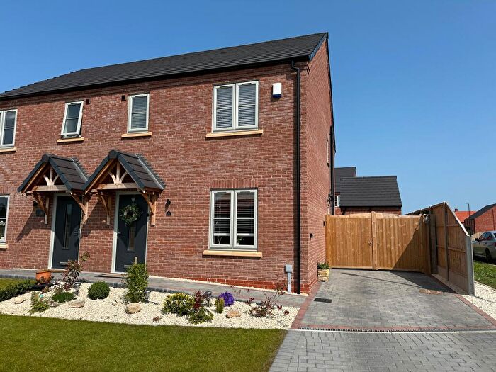 3 Bedroom Semi-Detached House For Sale In Aspen Drive, Waltham, DN37