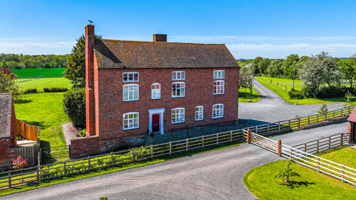 5 Bedroom Detached House To Rent In Long Green, Gloucester, GL19
