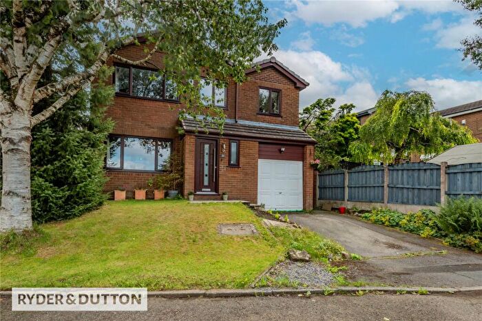 4 Bedroom Detached House For Sale In Whittle Drive, Shaw, Oldham, OL2