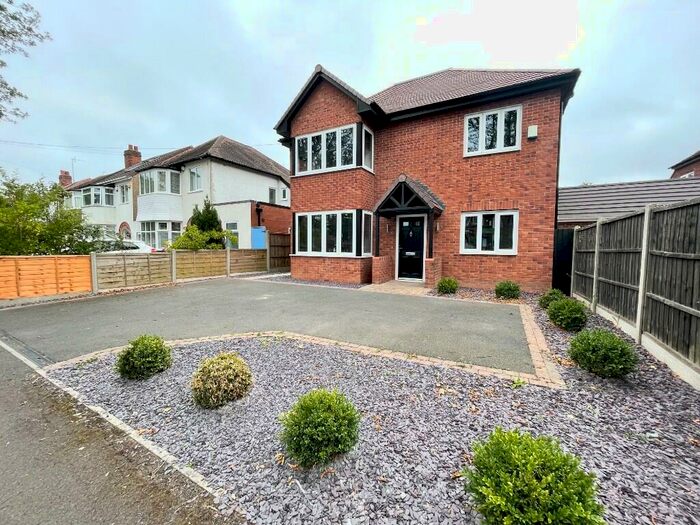 4 Bedroom Detached House To Rent In Baldwins Lane, B28