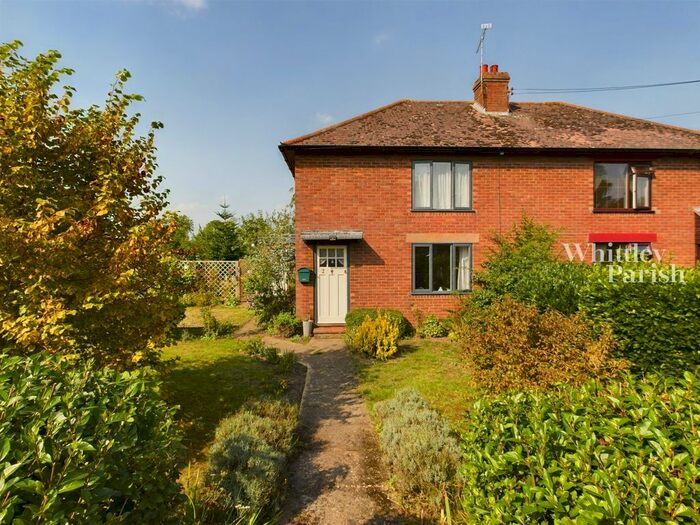 2 Bedroom Semi-Detached House For Sale In Low Street, Oakley, Diss, IP21