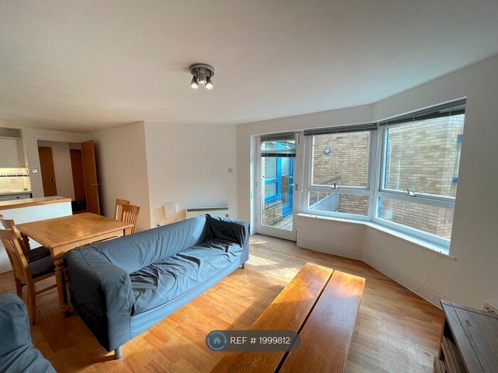 2 Bedroom Flat To Rent In Falconet Court, London, E1W
