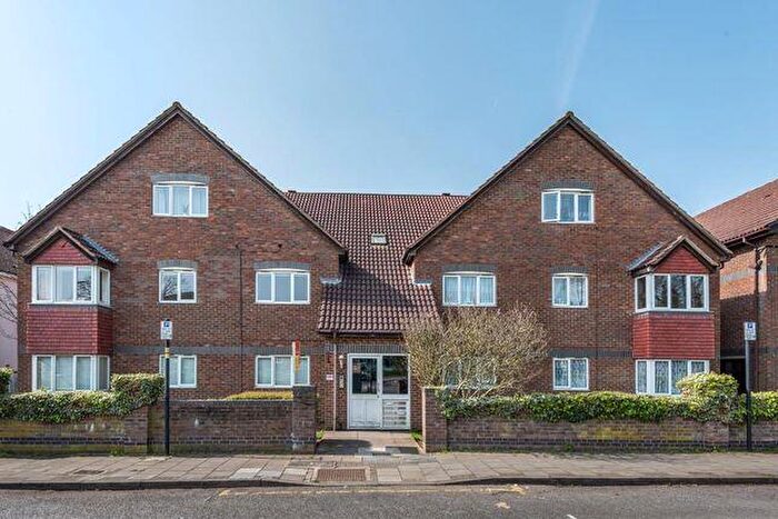 2 Bedroom Apartment To Rent In Marsh Lane, Stanmore, HA7