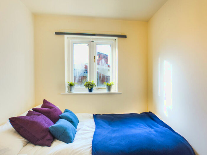 2 Bedroom Terraced House To Rent In Aquarius Lane, Salford, M6