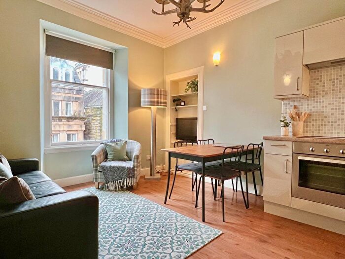 2 Bedroom Flat To Rent In Gayfield Street, New Town, Edinburgh, EH1