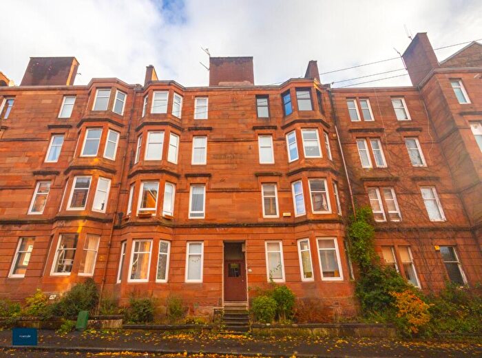 2 Bedroom Flat To Rent In Flat / Garrioch Road, North Kelvinside, G20