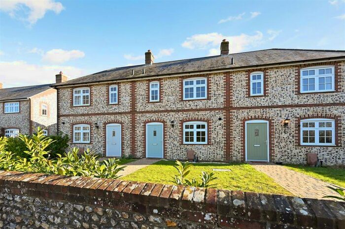 3 Bedroom Terraced House To Rent In Perrymead, Tangmere, PO20