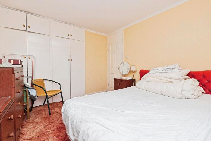 3 Bedroom End Of Terrace House For Sale In Clayfield Road, Bristol, BS4