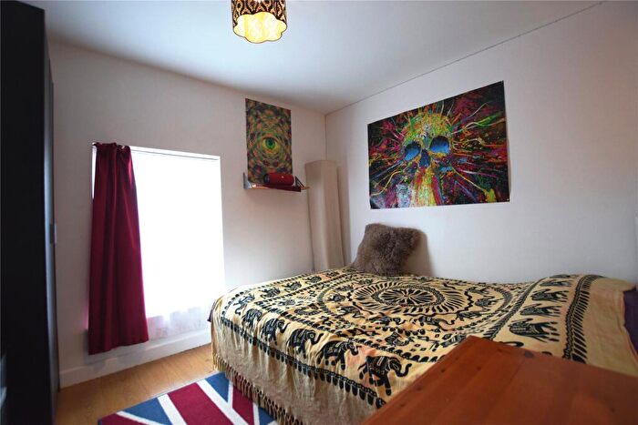 2 Bedroom Apartment To Rent In George Street, Reading, Berkshire, RG1
