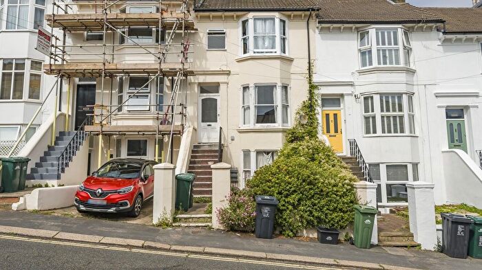 2 Bedroom Flat For Sale In Old Shoreham Road, Brighton, BN1