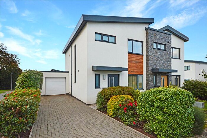 3 Bedroom Semi-Detached House To Rent In Exeter, Devon, EX2