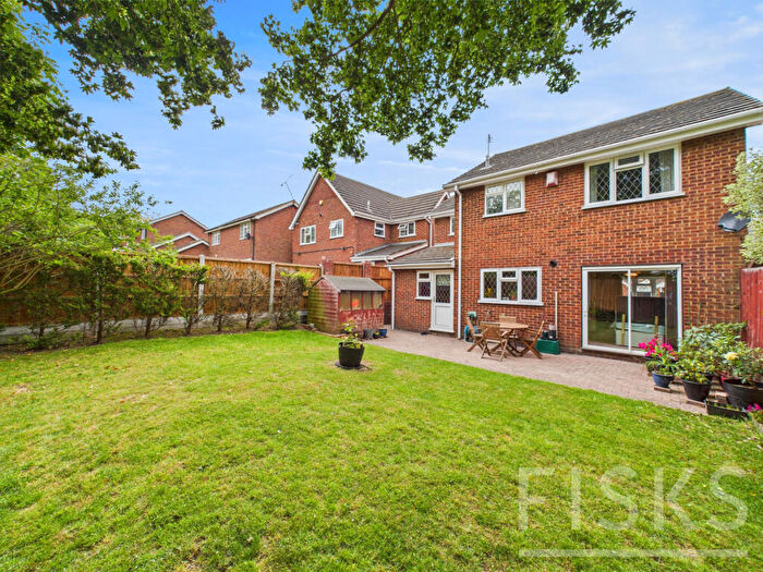 4 Bedroom Detached House For Sale In Kingsdown Close, Basildon, SS13