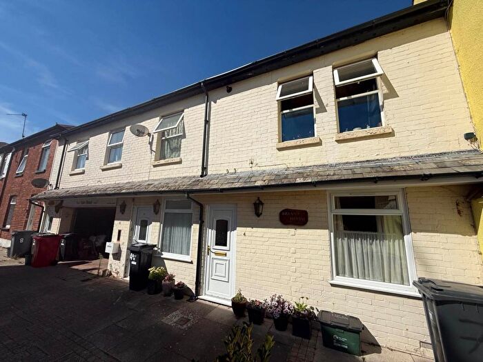 2 Bedroom Flat For Sale In Manchester Road, Exmouth, EX8