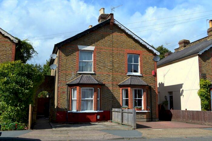 1 Bedroom Apartment To Rent In Tolworth, KT6