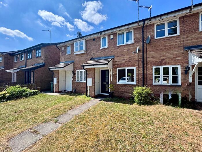 2 Bedroom House To Rent In Heron Drive, Lenton, NG7