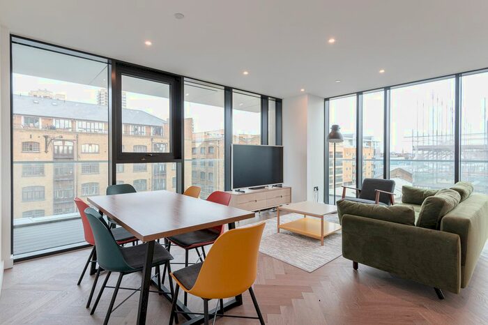 2 Bedroom Flat To Rent In Merino Gardens, London Dock, Wapping, E1W