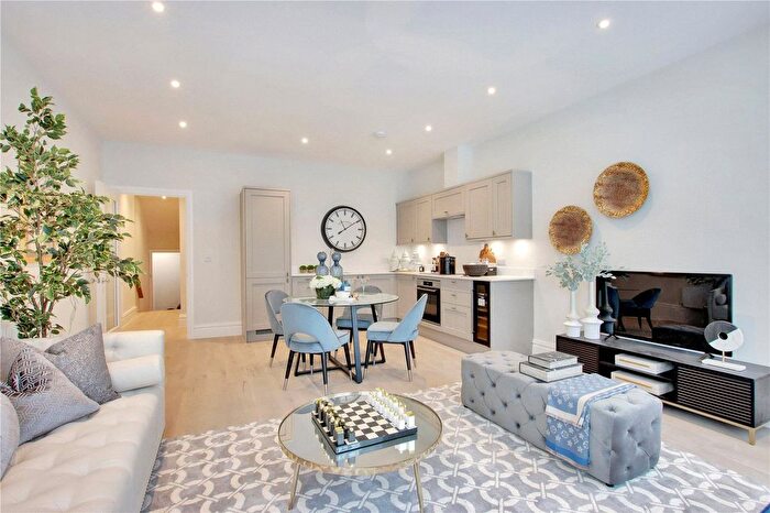 2 Bedroom Flat For Sale In Camden Hall, High Street, Pembury, Tunbridge Wells, TN2