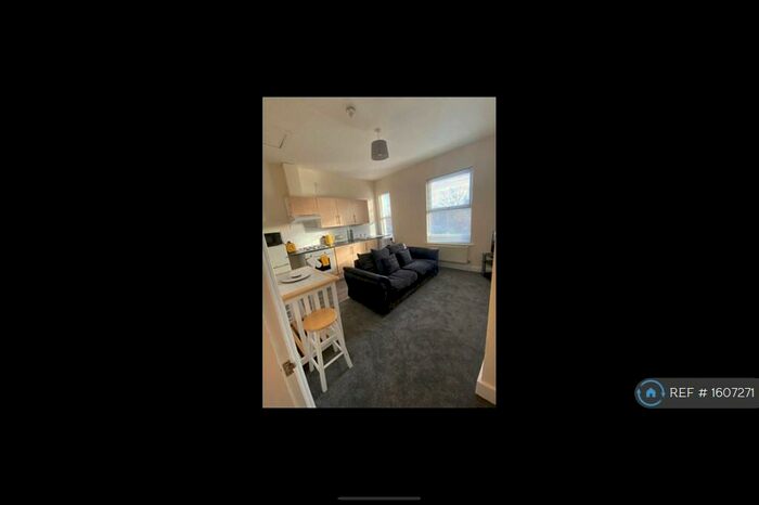 1 Bedroom Flat To Rent In Beaconsfield Street, Nottingham, NG7