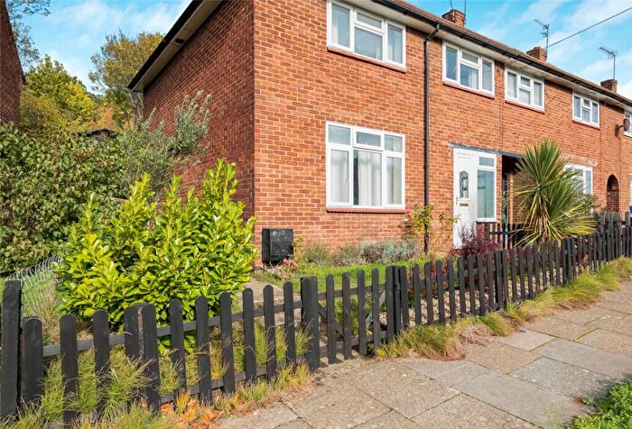 3 Bedroom Semi Detached House For Sale In Amherst Drive, Orpington, Kent, BR5