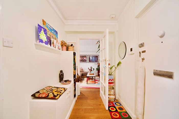 1 Bedroom Flat For Sale In Eton Place, Eton College Road, London, NW3