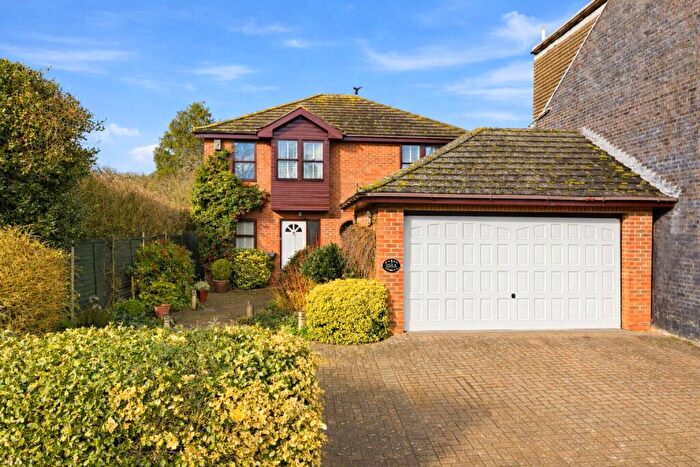 5 Bedroom Detached House For Sale In High Street, Kimpton, Hitchin, Hertfordshire, SG4