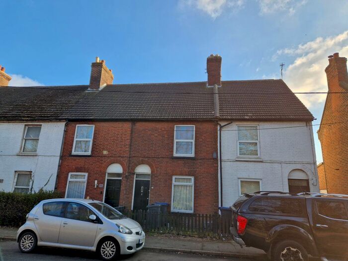 2 Bedroom Property To Rent In Island Road, Sturry, Canterbury, CT2