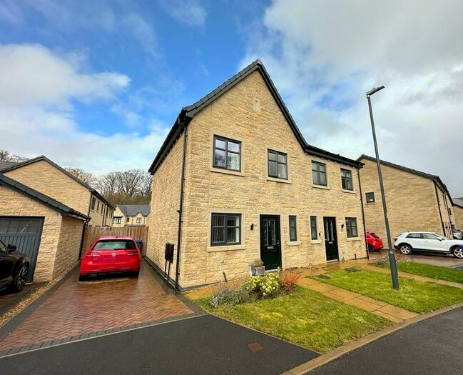 2 Bedroom Semi-Detached House For Sale In Jackson Row, Glusburn, Keighley, BD20