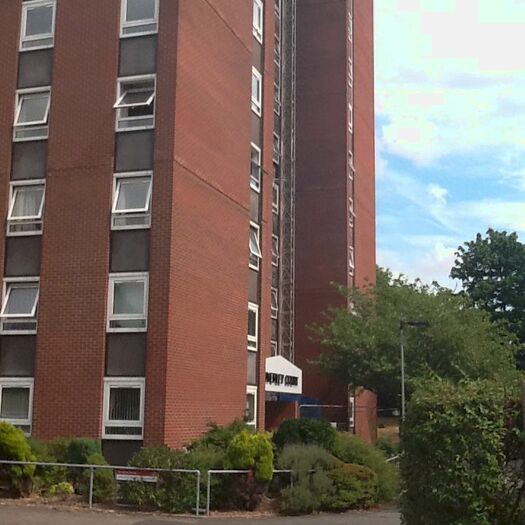 2 Bedroom Flat To Rent In Waverley Court, Crewe, Cheshire CW2