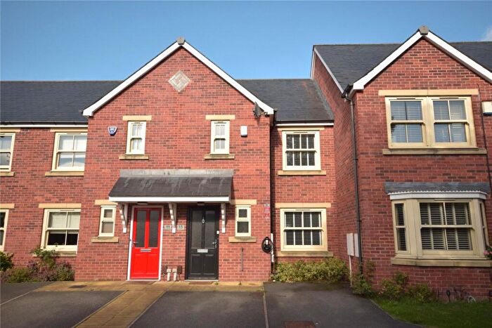 2 Bedroom Terraced House For Sale In Oak Park Terrace, Leeds, West Yorkshire, LS16