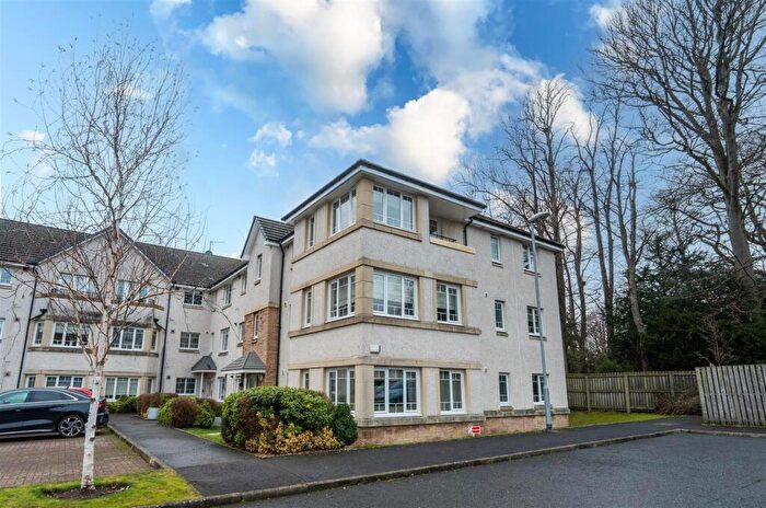 2 Bedroom Flat For Sale In Dalzell Drive, Motherwell, ML1