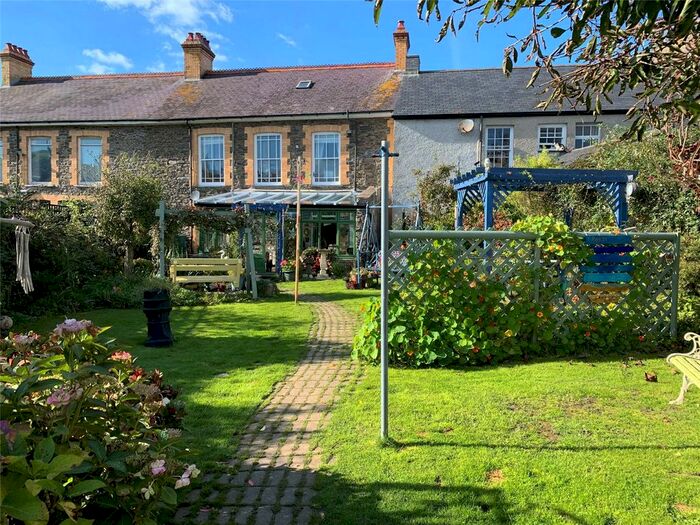 4 Bedroom Semi-Detached House For Sale In Llanon, Ceredigion, SY23