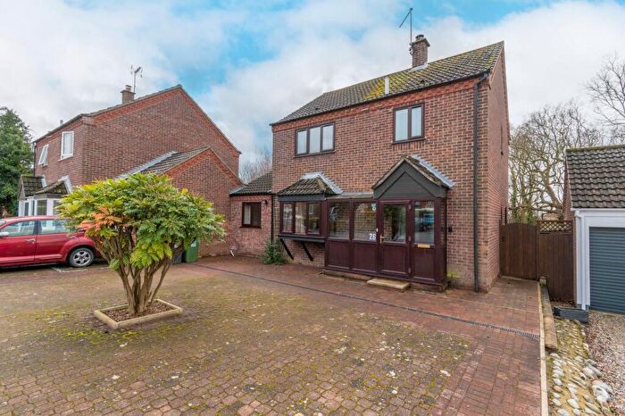 3 Bedroom Link Detached House For Sale In The Cornfield, Langham, NR25
